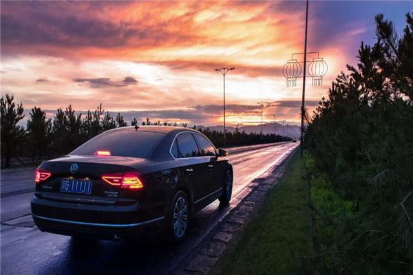 O significado do sonho de uma pessoa morta no carro