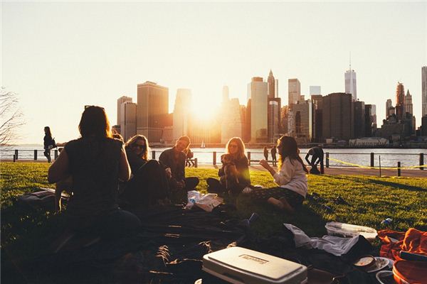 O que significa sonhar com amigos