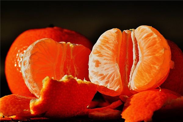 O símbolo espiritual de sonhar com laranjas