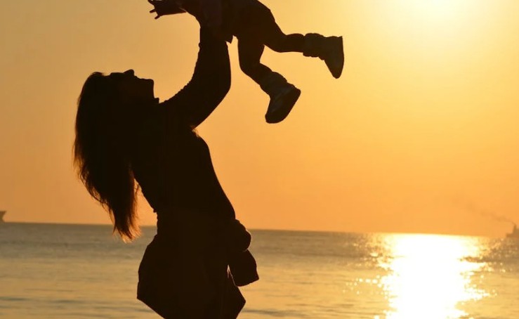 38 Significados Espirituais de Sonhar com a mãe falecida