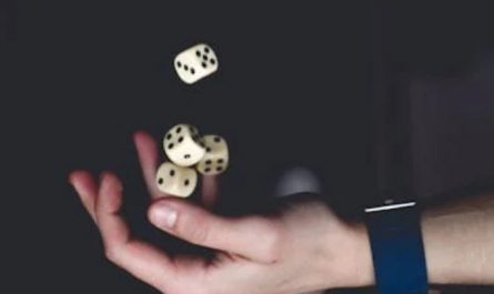 32 significados simbólicos de sonhar com dados