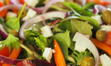 37 significados simbólicos de sonhar com salada