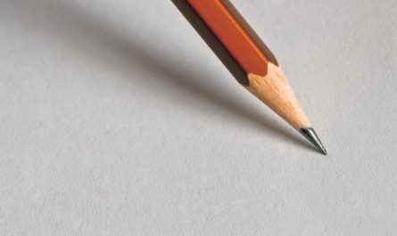 45 Significados Simbólicos de Sonhar com Lápis