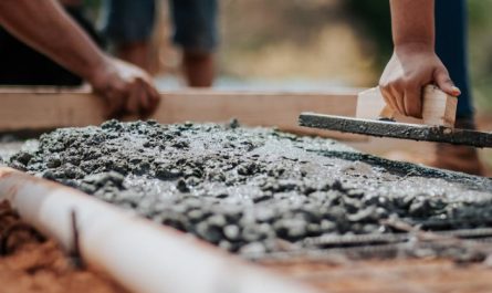 47 Significados Simbólicos de Sonhar com Cimento