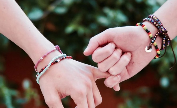 43 Significados Simbólicos de Sonhar com Pulseiras