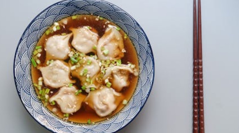 39 Significados Simbólicos de Sonhar com Bolinhos de Massa