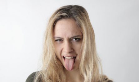 30 Significados Simbólicos dos Sonhos com Línguas