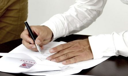 8 Significados de Sonhar em Assinar o Próprio Nome