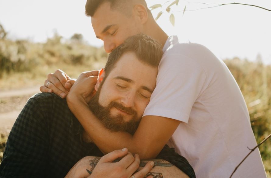 7 Significados de Sonhar com Relações entre Pessoas do Mesmo Sexo
