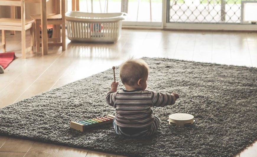 8 Significados de Sonhar com um Bebé a Vomitar