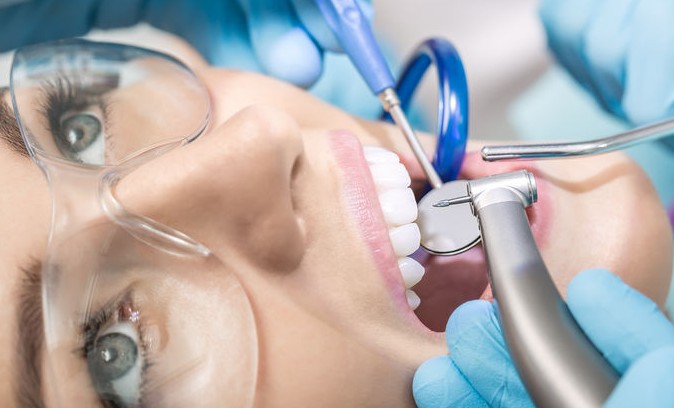 18 Significados de Sonhos com Tratamento Dentário