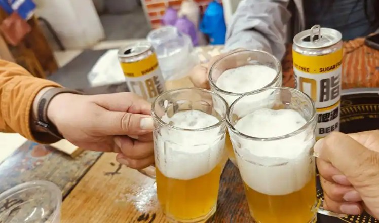 18 Significados de Sonhar Beber Cerveja