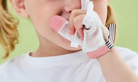 22 Significados de Sonhar em Morder os Dedos